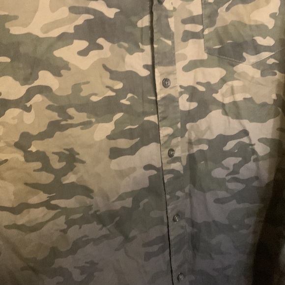 Gradient Camo - Picture 2 of 2